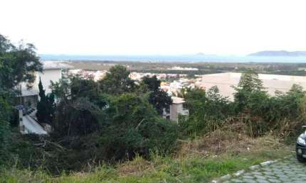 Terreno à venda, 300 m² por R$ 130.000 no Condomínio dos Pássaros em Cabo Frio/RJ