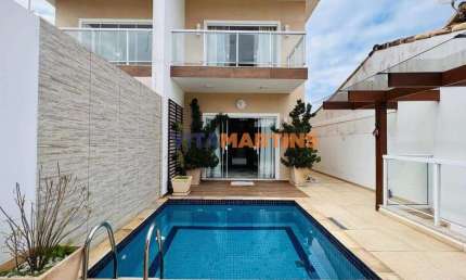 Casa de 4 quartos (3 suítes) à venda no Porto do Carro em Cabo Frio/RJ por R$698.000,00