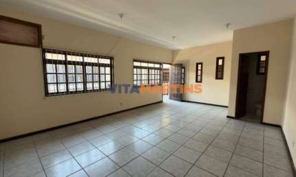 Sala de 35m² para locação fixa por R$1.200,00 + Taxas no Parque Central em Cabo Frio/RJ