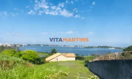 Terreno à venda com 308,m², por R$ 150.000,00, em Condomínio fechado em Cabo Frio/RJ