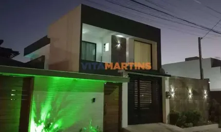 Casa com piscina de 6 quartos, sendo 4 suítes no bairro Novo Portinho por R$ 1.500.000,00