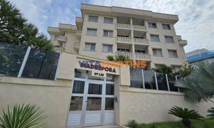 Apartamento de 97m², totalmente mobiliado com 3 quartos (1 suíte) por R$ 1.100.000,00 na Praia do Forte em Cabo Frio-RJ