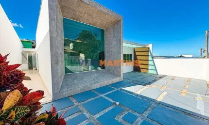 Casa com 3 quartos (1 suíte) à venda no Condomínio dos Pássaros em Cabo Frio por R$699.000,00