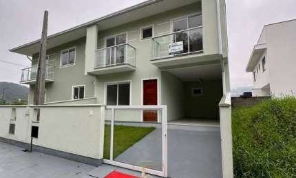Casa com 3 quartos à venda na Rua Joel Viana Koester, Forquilhas, São José