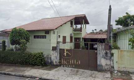 Casa com 3 quartos à venda no Barreiros, São José 