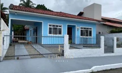 Casa com 3 quartos à venda na Rua Toscánia, Pagani, Palhoça