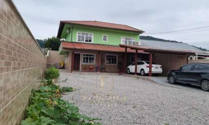 Casa com 3 quartos à venda em Rio Caveiras, Biguaçu 