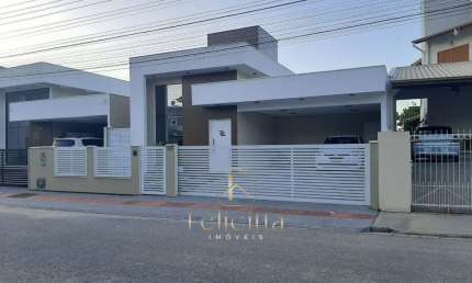 Casa com 3 quartos à venda em Pedra Branca, Palhoça 