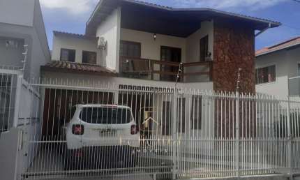 Casa com 5 quartos à venda no Estreito, Florianópolis 
