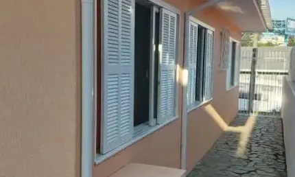 Casa com 3 quartos à venda na Rua Antônio Luiz Medeiros, Barreiros, São José