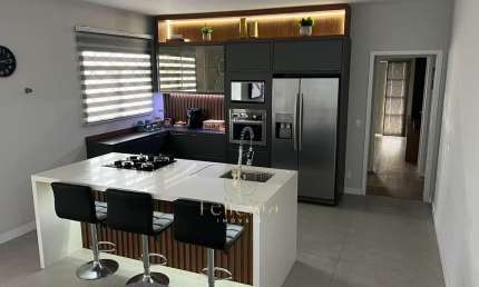 Casa com 3 quartos à venda na Servidão Tomaz João do Amaral, 04, Serraria, São José