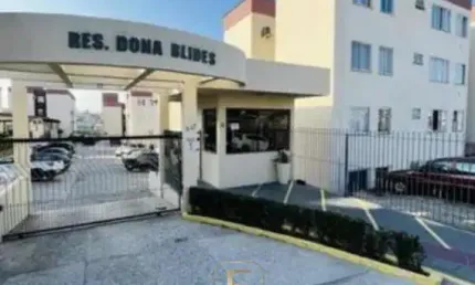 Apartamento de 2 dorm. a venda no Jardim Atlântico em Florianópolis