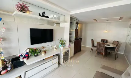 Apartamento com 03 dormitórios 01 suíte em Estreito, Florianópolis/SC