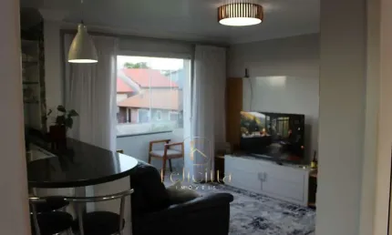 Apartamento com 02 dormitórios em Serraria, São José/SC.