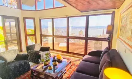 Casa com 04 suítes no morro da cruz em florianópolis/sc!