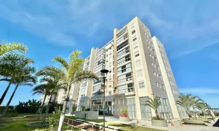 Apartamento com 03 dormitórios 01 suíte no bairro Serraria em São José/SC