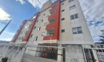 Apartamento com 02 dormitórios no bairro Real Parque, São José/SC