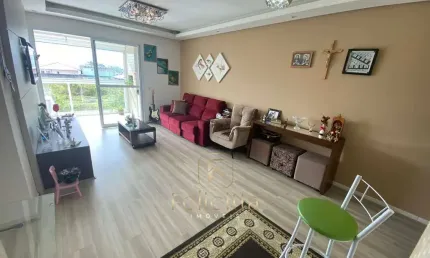 Apartamento com 03 dormitórios 01 suíte em Serraria, São José/SC