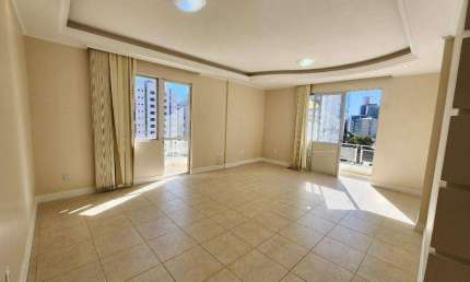 Apartamento com 3 dormitórios, 117 m² - venda por R$ 1.300.000,00 ou aluguel por R$ 7.214,00/mês - Centro - Florianópolis/SC