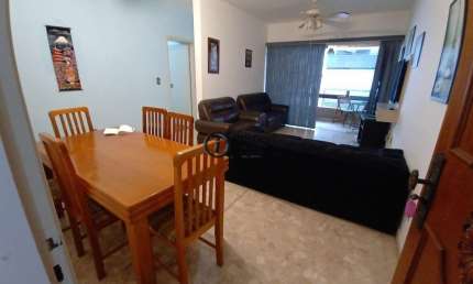 Apartamento com 2 quartos para alugar na Avenida Venezuela, 620, Enseada, Guarujá