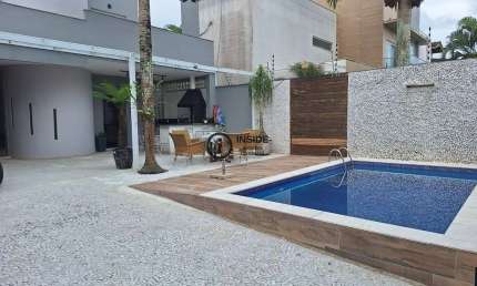 Casa com 5 quartos à venda na Rua Ricardo Severo, 219, Enseada, Guarujá
