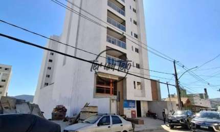 Apartamento com Suíte e Varanda no Santa Catarina – Ótima Localização!