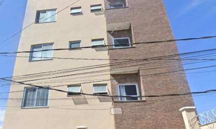 Apartamento com 2 quartos para alugar na Rua Luiz Favero, 301, Linhares, Juiz de Fora, 51 m2 por R$ 650