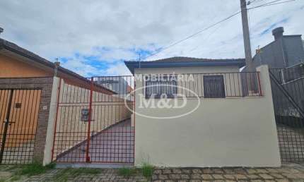 Casa com 3 quartos para alugar na Rua Brasílio Itiberê, 3195, Água Verde, Curitiba