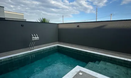 Casa Disponível para Venda ou Locação no Jardim Residencial Dona Lucilla em Indaiatuba-SP