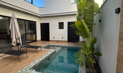 Casa Disponível para Venda ou Locação no Condomínio Park Gran Reserve em Indaiatuba-SP