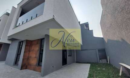 Sobrado em condominio, 3 quartos com suite e terraço Uberaba- Curitiba/PR