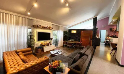 Casa em Condomínio à Venda - Jardim Jurema, Valinhos - 400m2  - 4 suítes