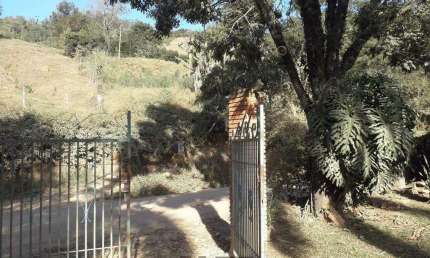 Sítio à Venda - Boa Vereda, Amparo - 200m2  - 4 Quartos