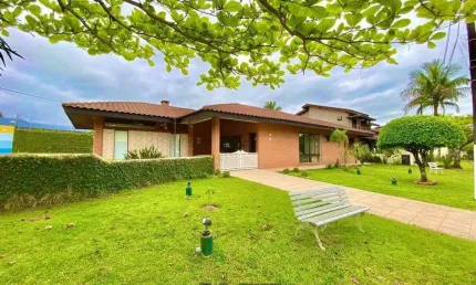 Casa em Condomínio para Locação - Maitinga, Bertioga - 350m2 - Condomínio Bougainvillee III  - 4 Quartos