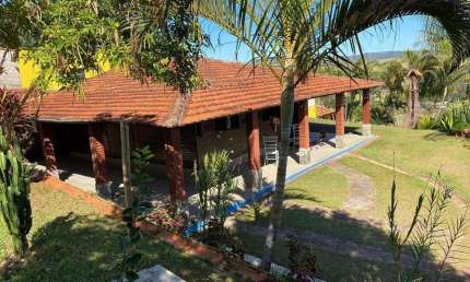 Chácara à Venda - Parque Flamboyant, Amparo - 1.800m2  - 2 Quartos