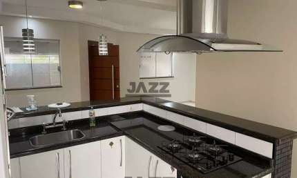 Casa à venda de 145m² com 3 quartos, sendo 1 suíte, 2 banheiros, espaço gourmet e 2 vagas de garagem, no Altos do Taquaral