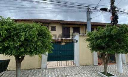 Casa a 180 metros da Praia em Condomínio-Bertioga/SP