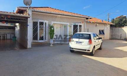 Casa térrea à venda no bairro Jardim Chapadão, em Campinas