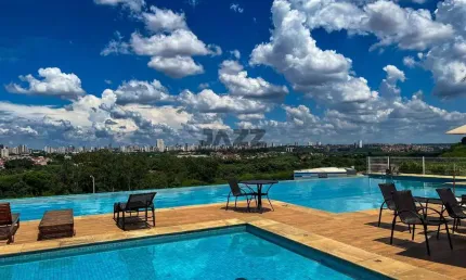 Casa à venda no Damha II com 231,59 m², 3 suítes, 5 banheiros, piscina e 4 vagas de garagem
