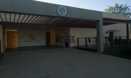 Casa à venda com 135 m², 3 quartos (sendo 1 suíte), 3 banheiros, piscina e 4 vagas de garagem no Park Unimep Taquaral