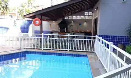 Apartamento à 160 metros da praia Localizado no Maitinga-Bertioga/SP