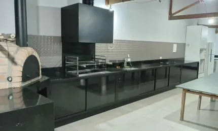 Chácara à venda na zona rural de ártemis, com 360?m² de construção, 4 quartos, 2 banheiros e piscina