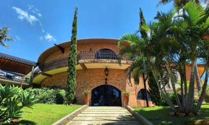 Casa à Venda - Jardim Gustavo, Serra Negra - 973m2  - 4 suítes