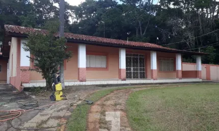 Chácara à Venda - Guaripocaba, Bragança Paulista - 4.700m2  - 4 Quartos