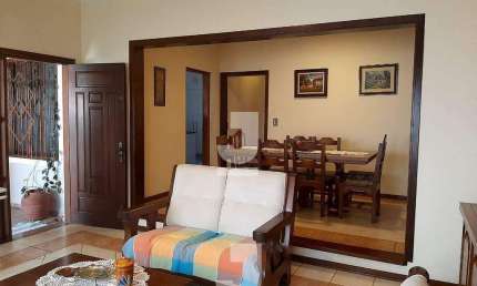 Casa com 3 quartos à venda na Ipê, 243, Vila Thais, Atibaia