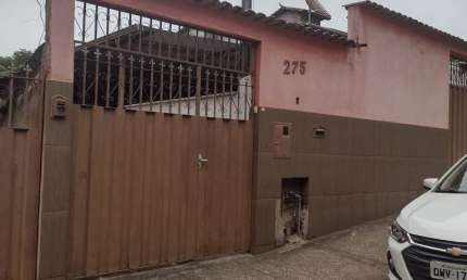 Casa com 5 quartos para alugar na Rua Engenheiro Nelson Teixeira, 275, São Dimas, Conselheiro Lafaiete