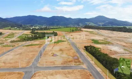 Lote / Terreno em Areias do Meio  -  Governador Celso Ramos