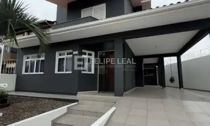 Casa com 3 quartos à venda na Rua José Lupércio Lopes, 109, Centro, Palhoça