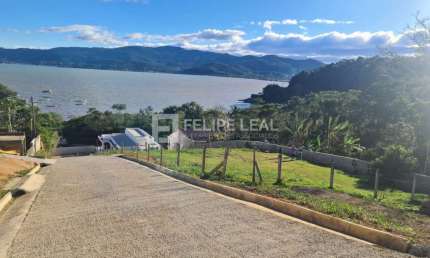 Lote / Terreno em Caeira do Norte - Governador Celso Ramos, SC
