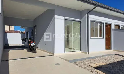 Casa com 2 quartos à venda na Rua João Izídio de Souza, Serraria, São José